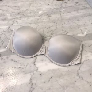 Victoria’s Secret seamless Strapless Bra